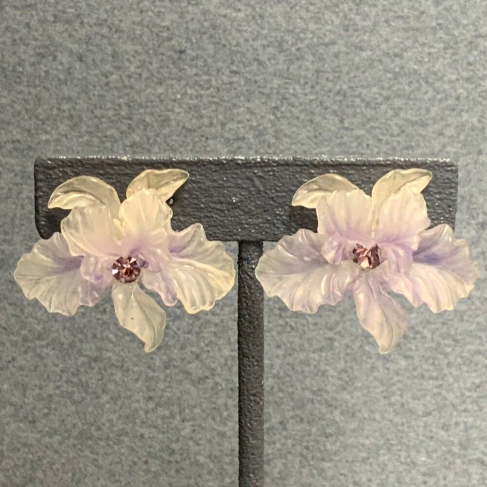 Vintage Austria Clip-On Earrings 1.5 In Floral Translucent Purple Rhinestone 50s